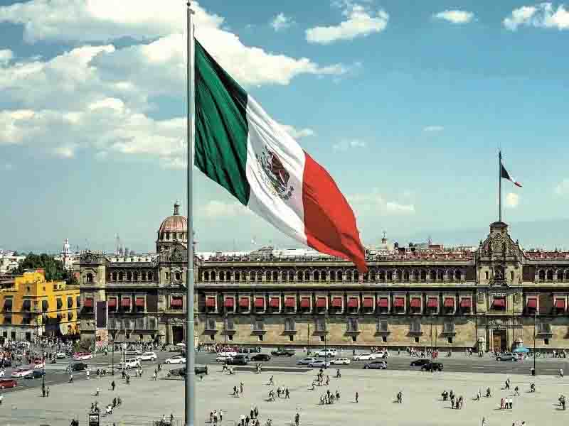 FMI mejora la perspectiva de crecimiento para México a 2.6% este año